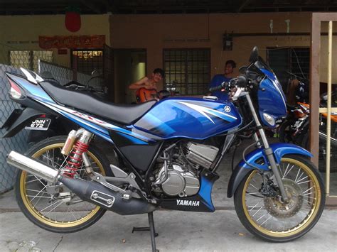 Sensasi 2 tak emang berasa ya. Fadhli Azman: LC 135 V2,RXZ CATALYZER BIRU HITAM,WAVE S ...