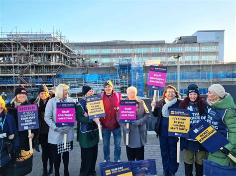 Welsh Rcn Members Continue The Fight For The Nhs In Wales Socialist Party