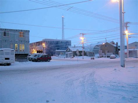 About alaska sea cycle tours. A Town In Alaska Lives In Complete Darkness Every Year For ...