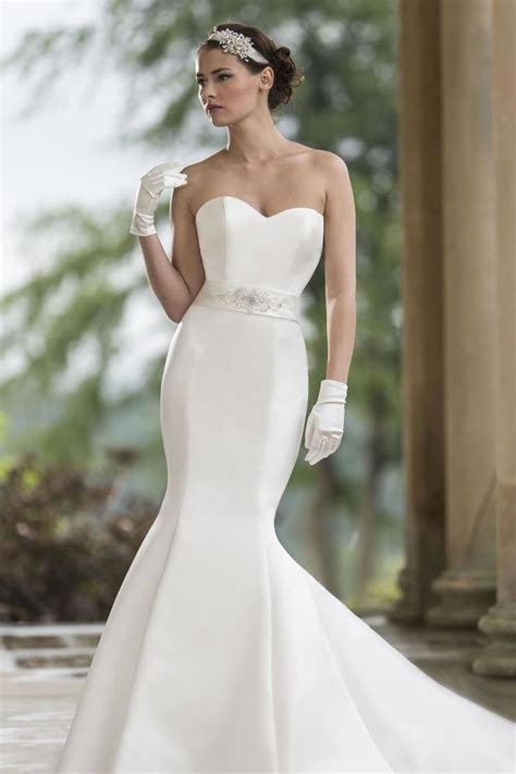Wedding dresses & bridesmaids inspiration! 20 of the Best Mermaid Wedding Dresses | Wedding Ideas ...