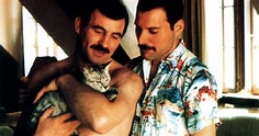 10+ Rare Pics Of Freddie Mercury And His Boyfriend From 1980s Reveal ...