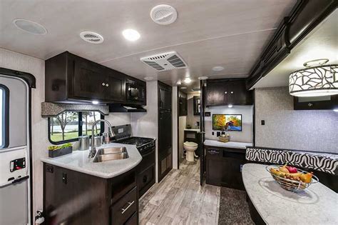 Best Rv To Live In Full Time Our Top 5 Picks