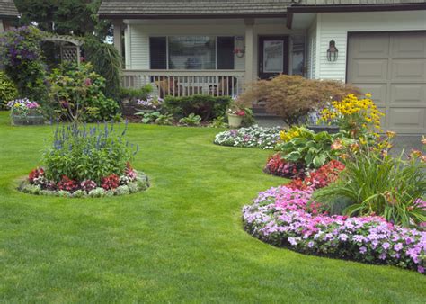 Top rated professionals · hire the right pro · find local pros Hall and courtyard lawn landscape Stock Photo 07 - Nature ...