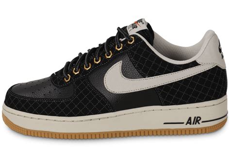 More information about air force ones shoes including release dates, prices and more. Nike Air Force 1 Low noire - Chaussures Baskets homme ...