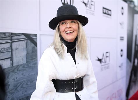 How To Style Hair Like Diane Keaton Diane Keaton Debuts Gray Hair At