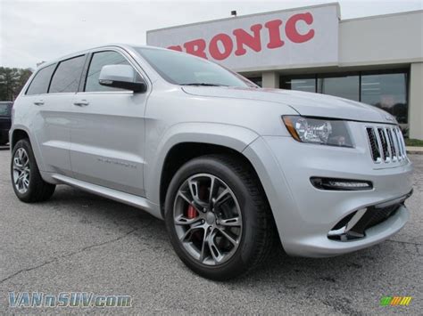 2012 Jeep Grand Cherokee Srt8 4x4 In Bright Silver Metallic Photo 22