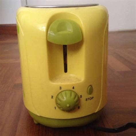 Spongebob Toaster Tv And Home Appliances Kitchen Appliances Ovens And Toasters On Carousell