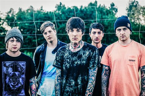 Bring me the horizon are a british alternative rock band from sheffield, yorkshire—often stylised as simply bmth or shortened to bring me. bring me the horizon 1,299. Bring Me The Horizon avanzan un tema de su nuevo disco ...