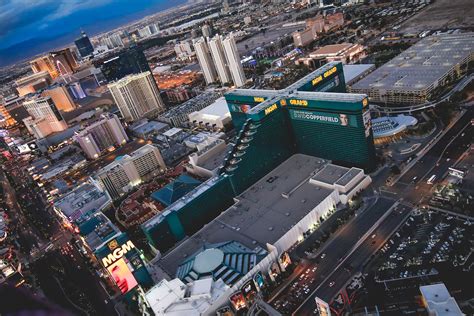 MGM Grand Hotel & Casino- Las Vegas, NV Hotels- Deluxe Hotels in Las