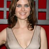 Emily Deschanel Ever Been Nude