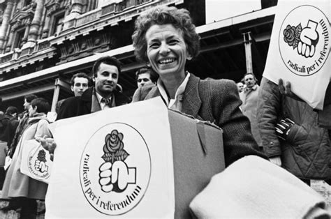 Commissario europeo per gli aiuti umanitari e per la tutela dei consumatori. Nové Františkovy techtemechtle | Lumen de Lumine