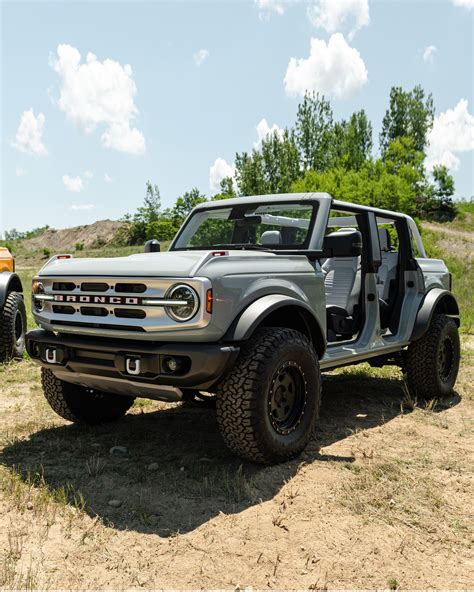 2021 Ford Bronco First Look More Than Nostalgia Ford Bronco New
