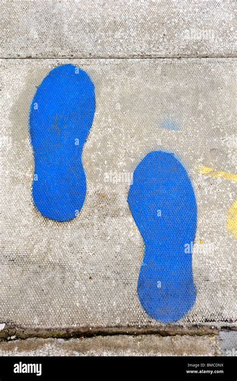 Painted Feet Hi Res Stock Photography And Images Alamy
