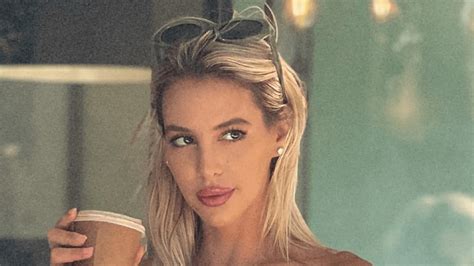 in her latest stunning outfit golf influencer bri teresi shows off her leggy body