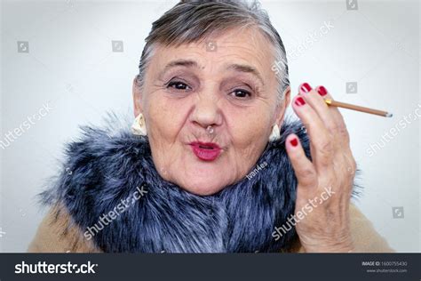 Fashionable Old Lady Smokes Grandmas Hipster Stock Photo 1600755430