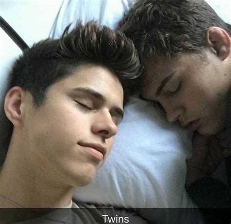 Cuties Gay Cuddles Cuddling Lgbtq Tumblr Gay Gay Romance Men