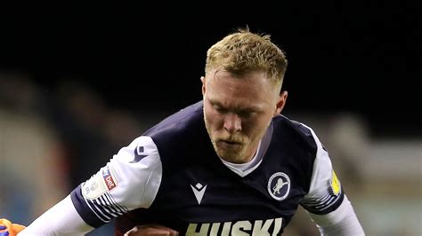 Sportmob covers the match stats for millwall vs swansea city on april 10, 2021 include latest team standings and head to head, news & live action. Match Report - Millwall 1 - 0 Brentford | 29 Dec 2019