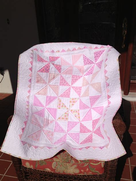 Pinwheels And Prairie Points Quilt For A Baby Girl Prairie Points
