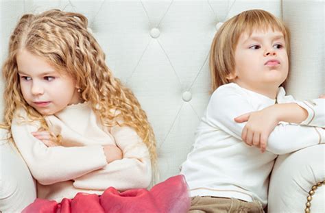 3 Ways To Solve Sibling Jealousy April 2024 Motherhood Malaysia