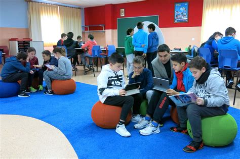 Aula De Proyectos Para El Colegio Escolapios Soria Espacios Maestros