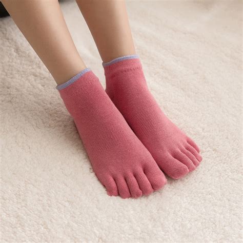Meet Myself Women Five Toe Cotton Socks Pure Sports Trainer Running Finger Socks Breathable