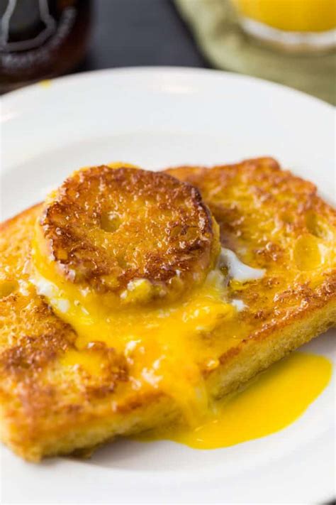 French Toast Eggs In A Hole The Cozy Cook