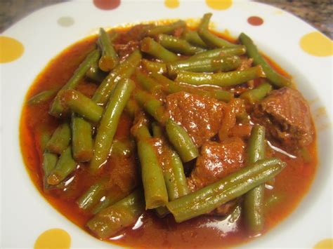 Green Bean Stew Yakhnit Loubieh Lebanese Recipes