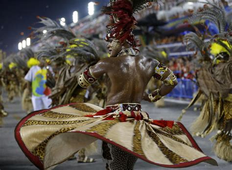 Rio De Janeiro Brazil S Carnival Celebrations Pictures CBS News