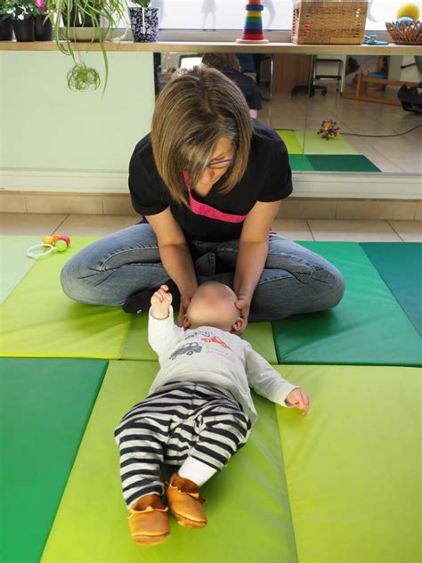 Atelier Massage bébé baby gym Féminaissante