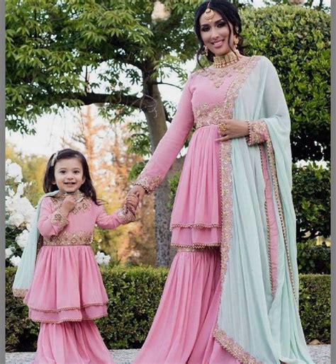 mother daughter matching outfits ideas for wedding mother daughter matching outfits mother