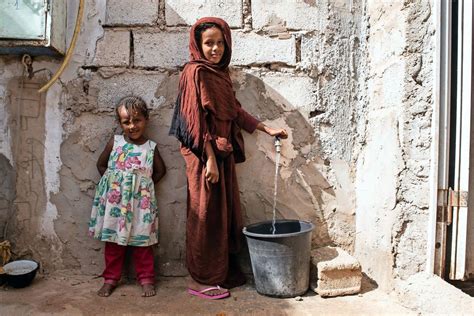 Leau Bue Lausanne Aide Les Habitants De Nouakchott Kassataya