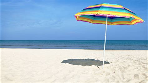 Windblown Beach Umbrella Hits Kills Woman In Virginia 6abc Philadelphia