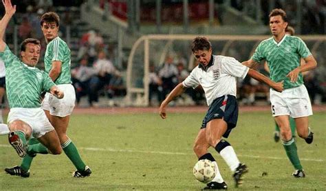 Insultando a los italianos por irrespetar el argentina vs inglaterra (1998). England 1 West Germany 1 (3-4 pens) in 1990 in Turin. A ...