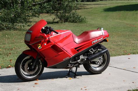 1987 Ducati 750 Paso Motozombdrivecom