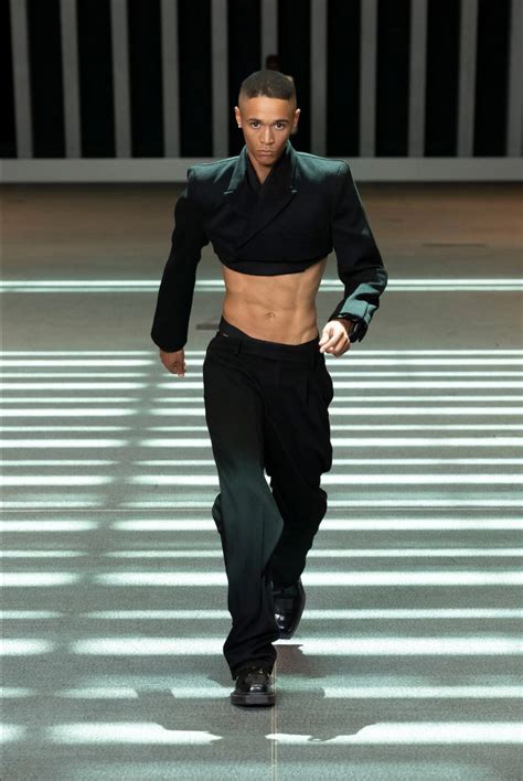 Les 15 Tendances Mode Homme Stars De Lété 2023 Vogue France