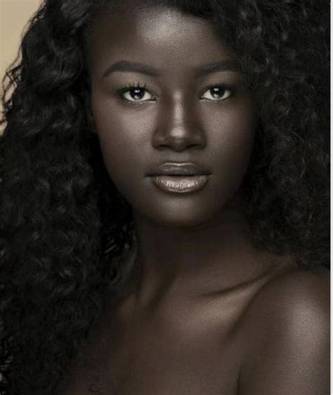 Fun Facts Teen Bullied For Her Dark Skin Color Became A Model And She