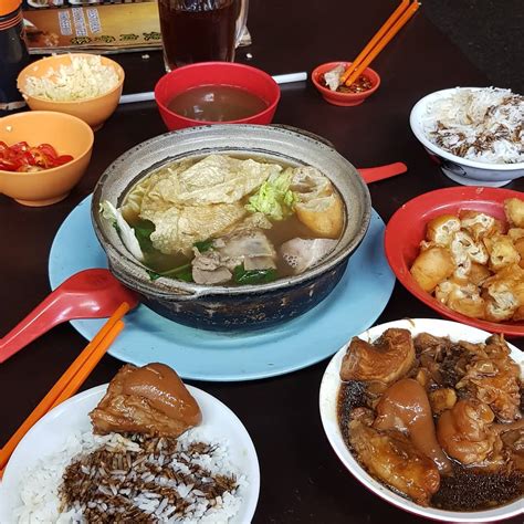 Bak kut teh is a popular meat dish in malaysia and singapore. 10 Bak Kut Teh Spots You Need To Try In KL (Non-Halal ...