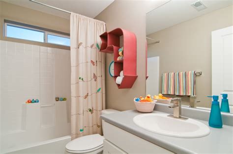 Laundry, powder + mudroom pictures from hgtv smart home 2020 27 photos. 15+ Kids Bathroom Decor Designs, Ideas | Design Trends ...