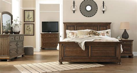 Flynnter Panel Bedroom Set By Signature Design By Ashley Furniturepick