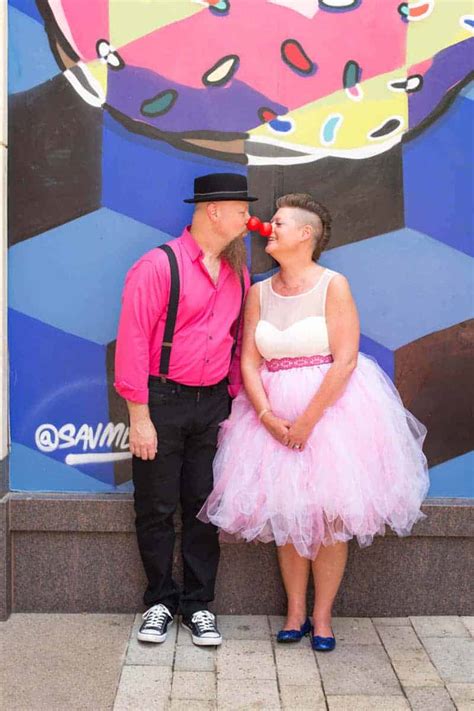 Pink To Make The Boys Wink An Eclectic Las Vegas Elopement 58