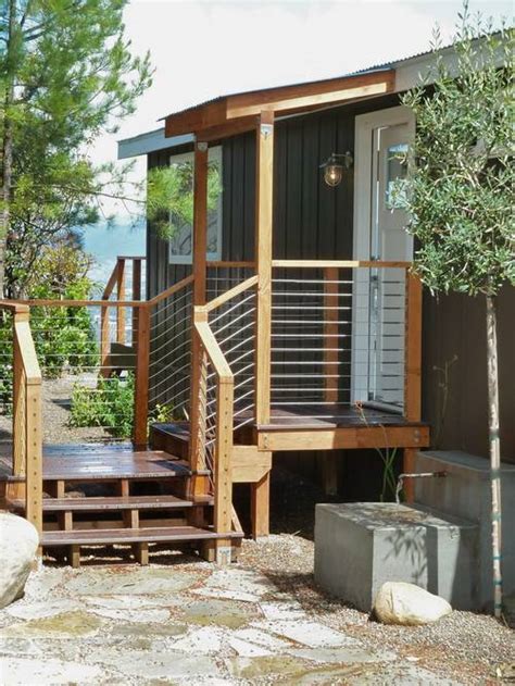 Modern mobile homes get significant transformation on the structure. 45 Great Manufactured Home Porch Designs