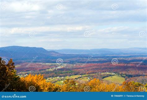 Autumn Shenandoah Valley Stock Image Image Of Colourful 7066891