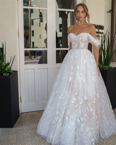 Off The Shoulder Wedding Dresses To See