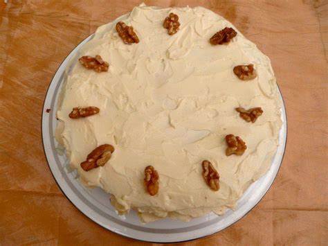 People with diabetes often think they need to totally steer clear of desserts. No-Sugar-Added Carrot Cake Recipe | Diabetic carrot cake recipe, Cake recipes, Dessert recipes