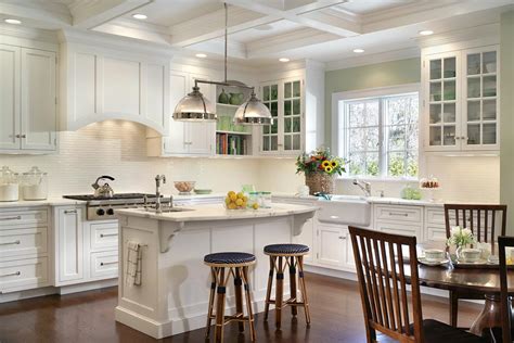 30 Popular Traditional Kitchen Design Ideas