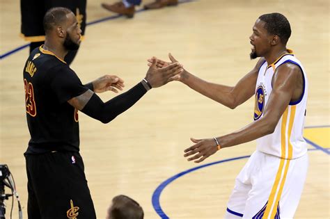 Nba Finals 2017 Watch Kevin Durant And Lebron James Embrace After