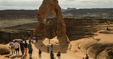 2 Killed 1 Injured In Fall Near Delicate Arch