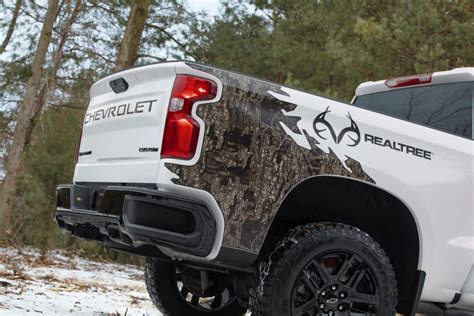 The 2021 Chevy Silverado Realtree Edition Aims To Blend In With Some