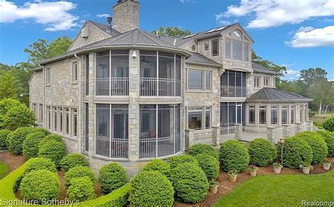 Take A Look Inside This Michigan Mansion Right On The Lake