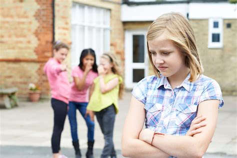 Helping Your Child Navigate Cliques And Friendship Groups